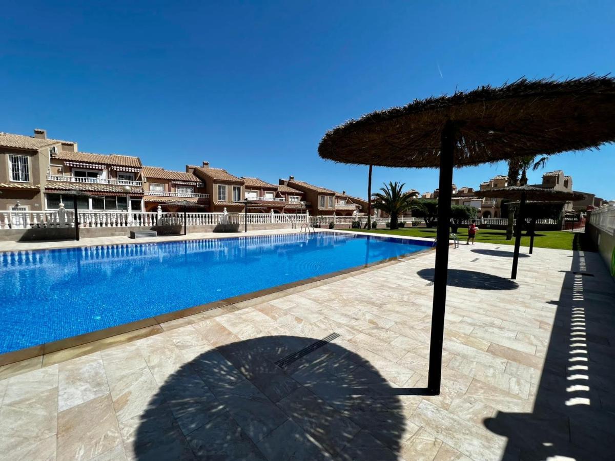 Casa Canarias En Alicante, Playa Y Piscina グラン・アラカント エクステリア 写真
